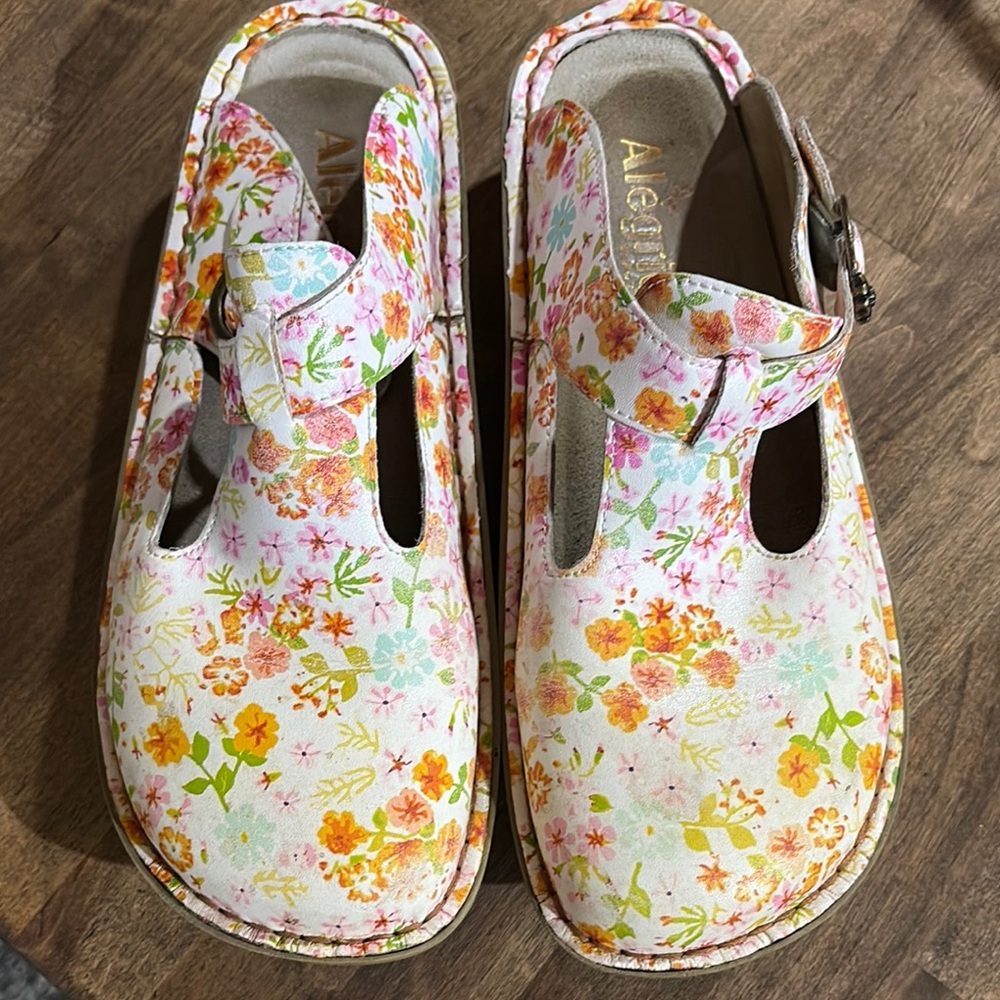 Alegria leather Floral Print Shoes size 39/9